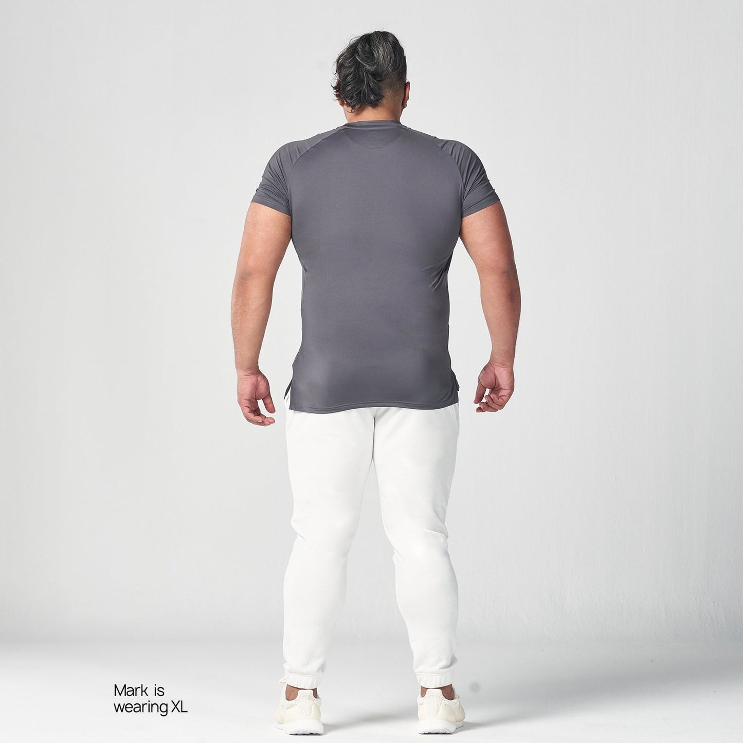 squatwolf-gym-wear-essential-ultralight-gym-tee-charcoal-workout-shirts-for-men