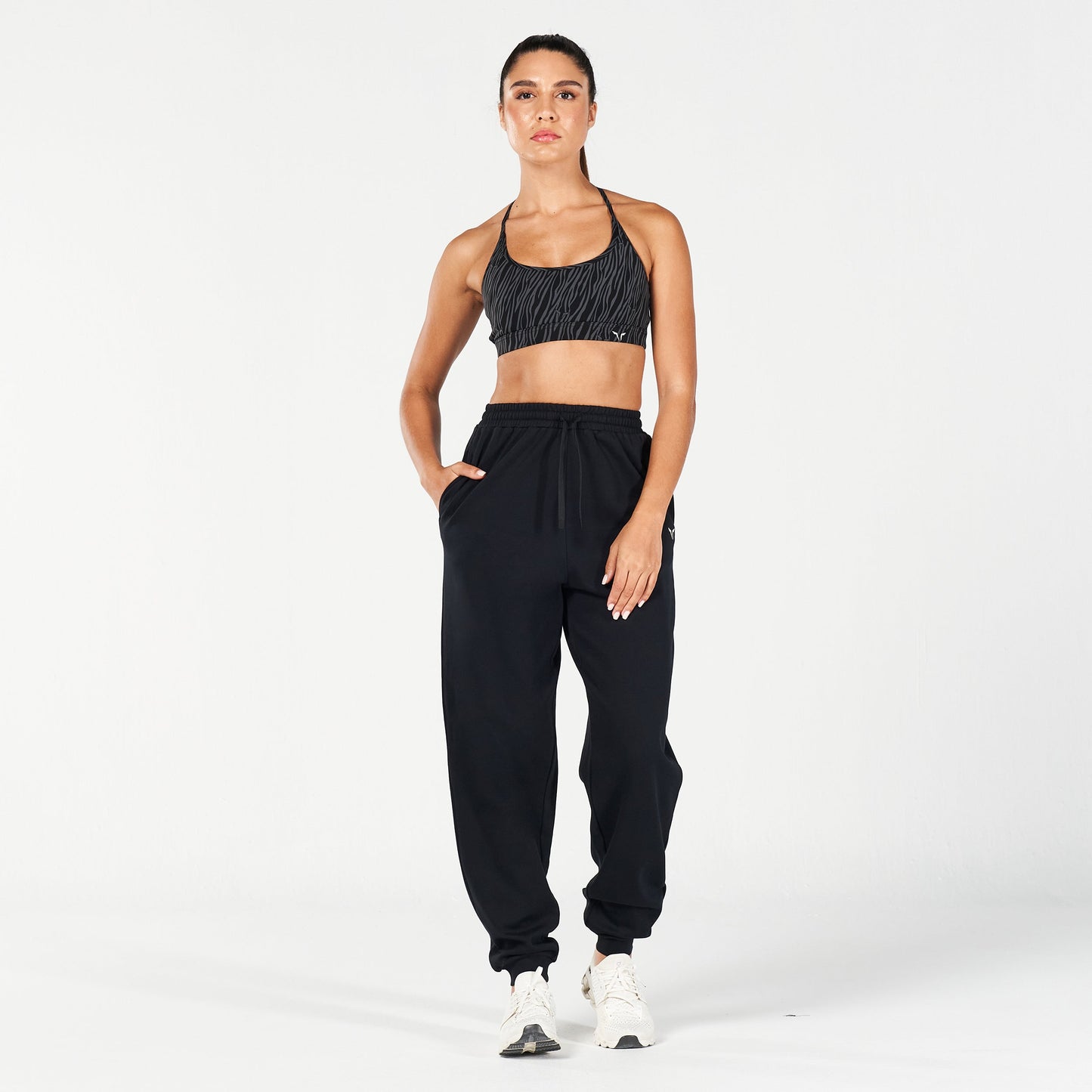 squatwolf-workout-clothes-core-oversized-sweatpants-black-gym-pants-for-women