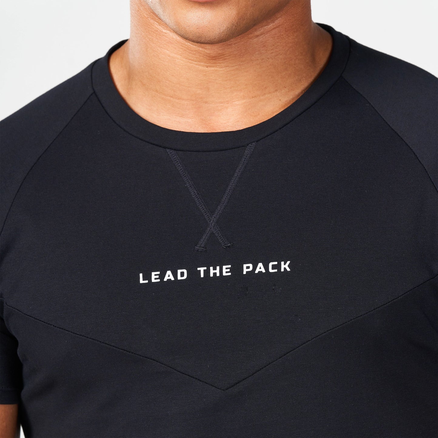 ستيتمنت تيشيرت 2.0 - أسود