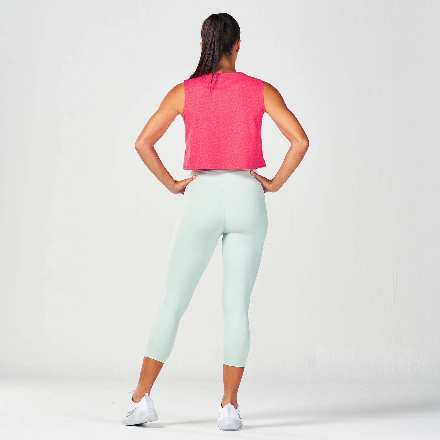 تانك قصيرة من كور - أحمر كايين