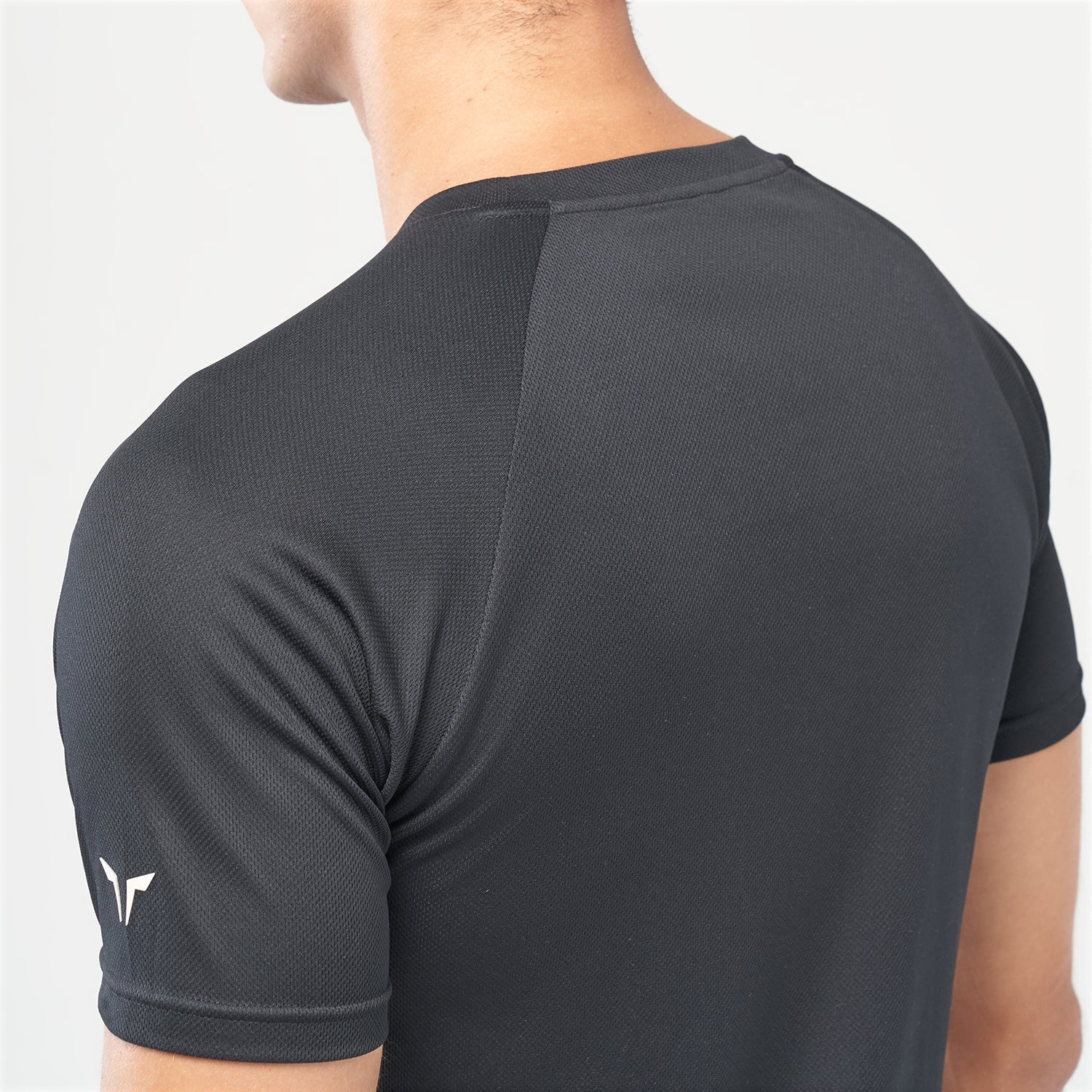 squatwolf-gym-wear-code-logo-muscle-tee-black-workout-shirts-for-men