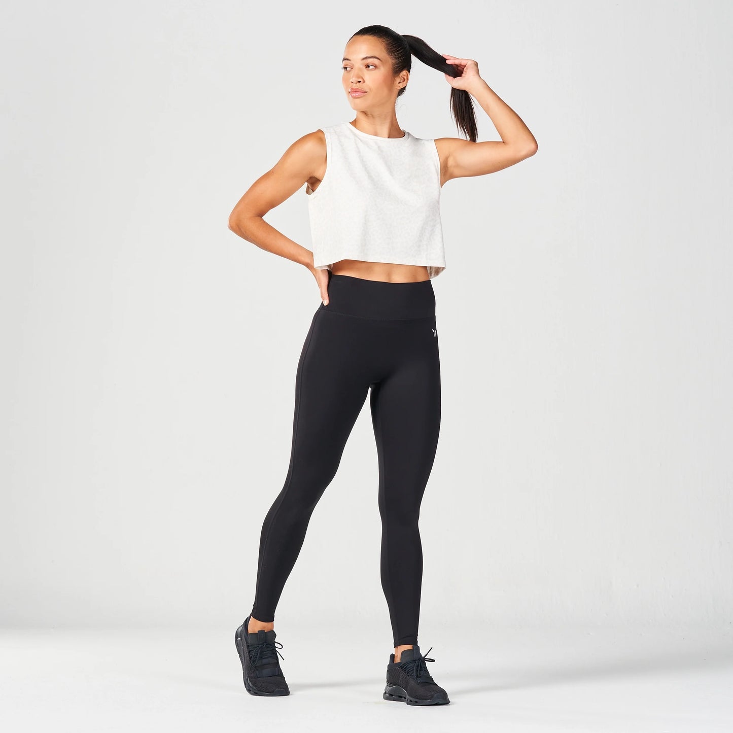 تانك قصيرة من كور - أبيض لؤلؤي كايين