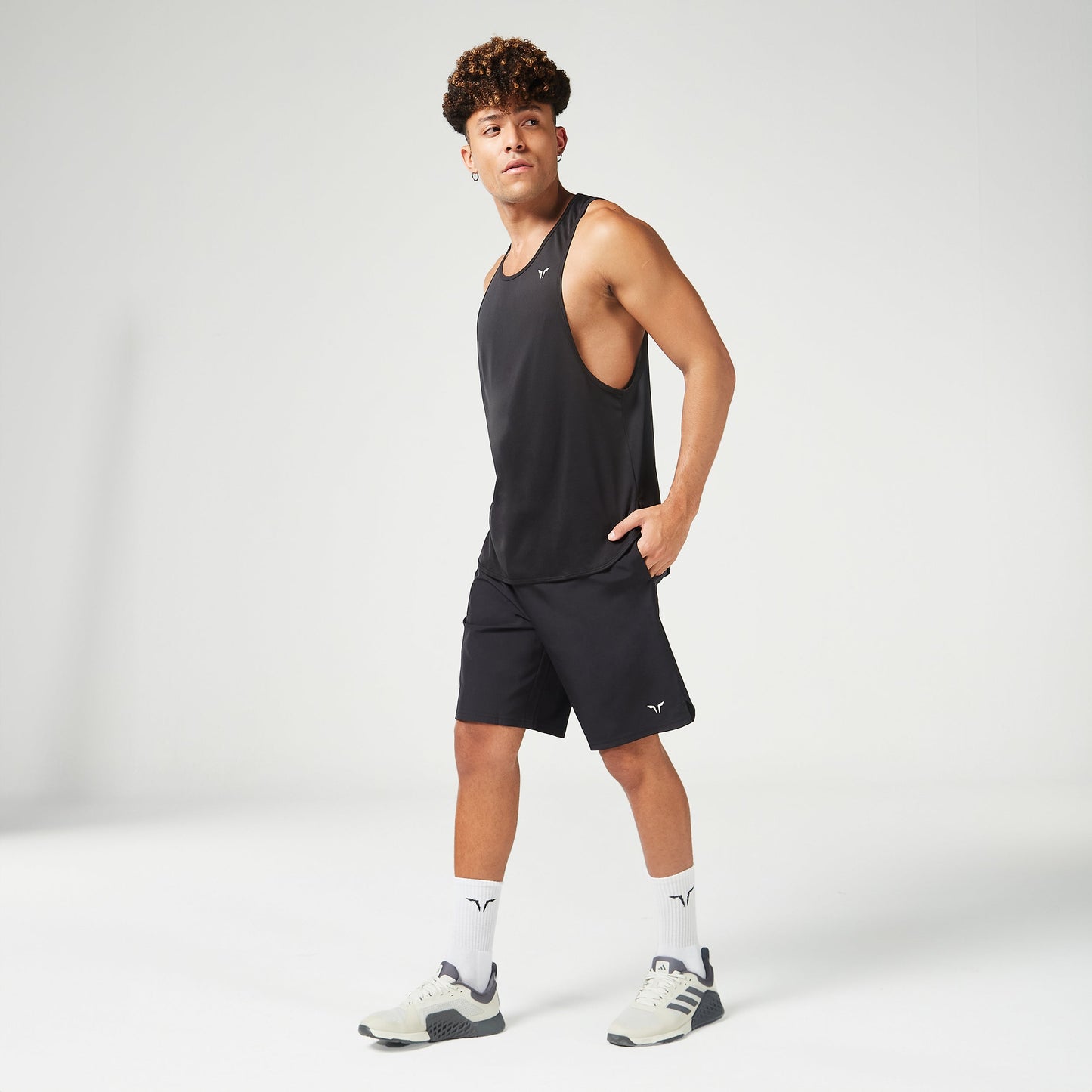 تانك خفيف - أسود