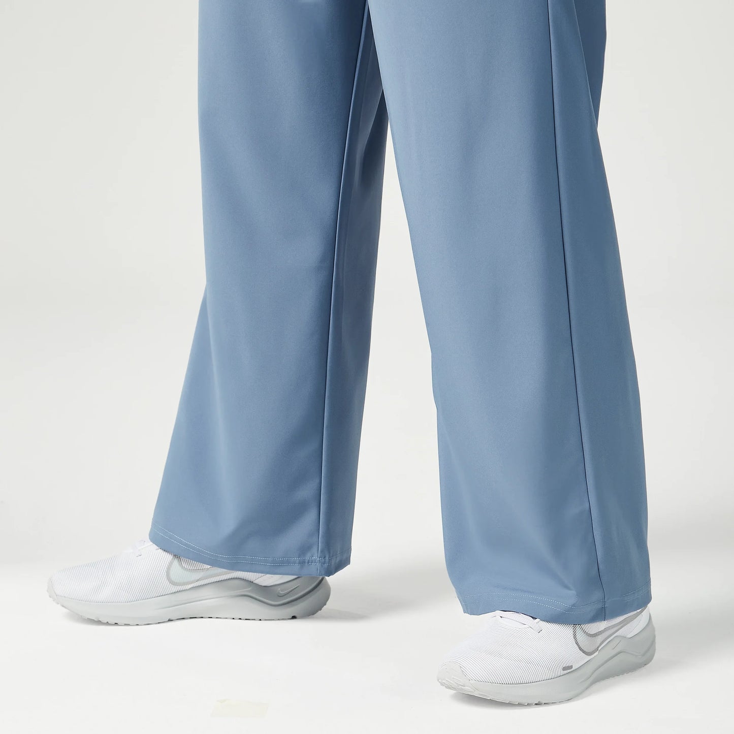 ايسينشال بنطلون رياضة مريح - أزرق