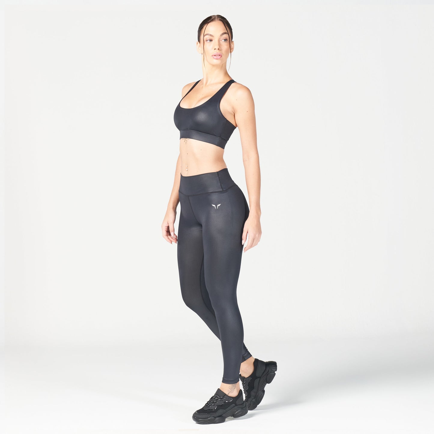 squatwolf-workout-clothes-glaze-sports-bra-black-sports-bra-for-gym