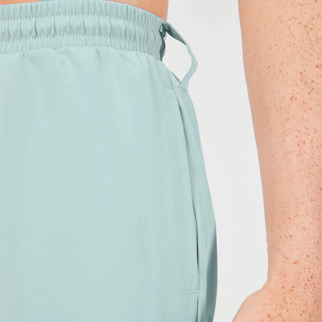 squatwolf-gym-wear-essential-pro-5-inch-shorts-gray-mist-workout-short-for-men