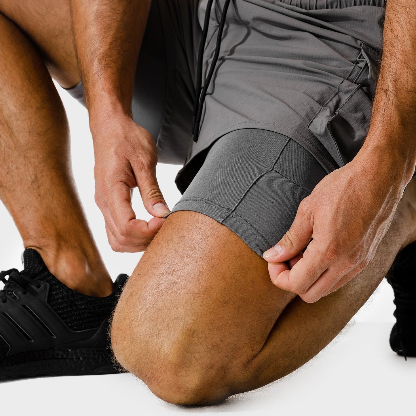 squatwolf-gym-wear-code-2-in-1-cargo-shorts-grey-workout-shorts-for-men