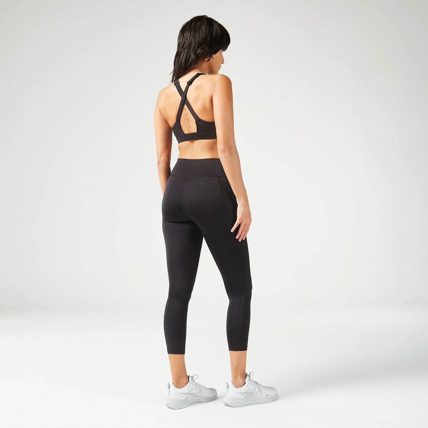  ايسينشال ليقنز بارتفاع متوسط "7/8 - أسود