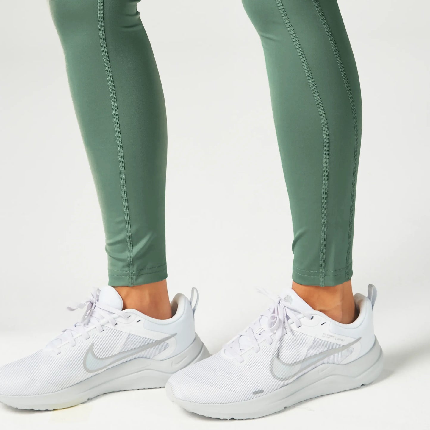 ليقنز ايسينشال عالية الخصر بطول "27 - أخضر غامق