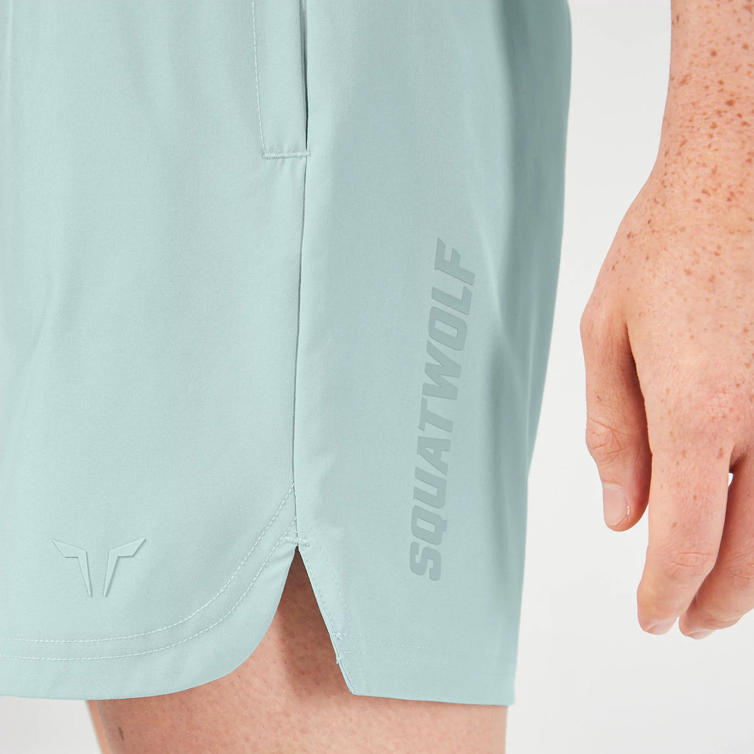 squatwolf-gym-wear-essential-pro-5-inch-shorts-gray-mist-workout-short-for-men