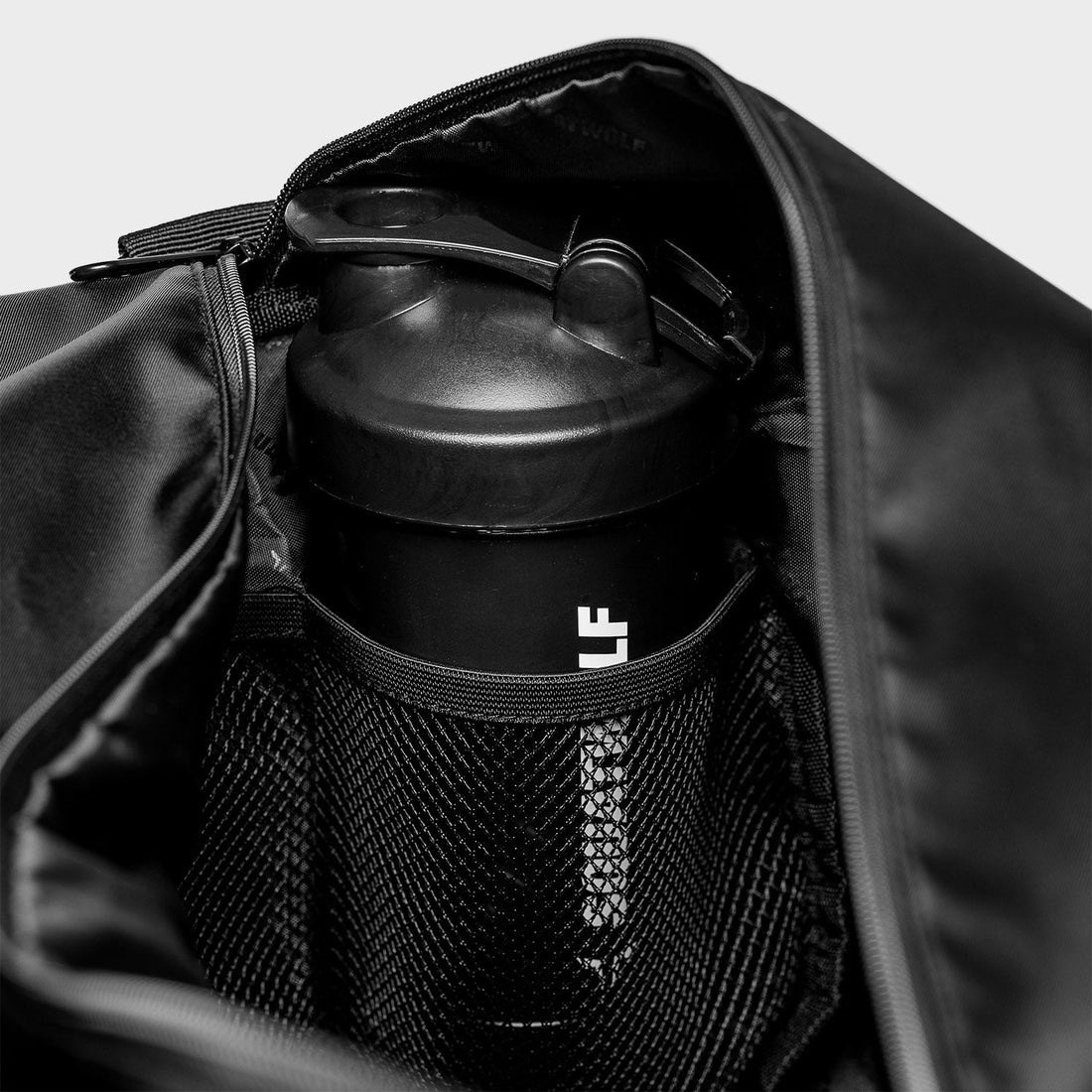 core-onyx-holdall-large