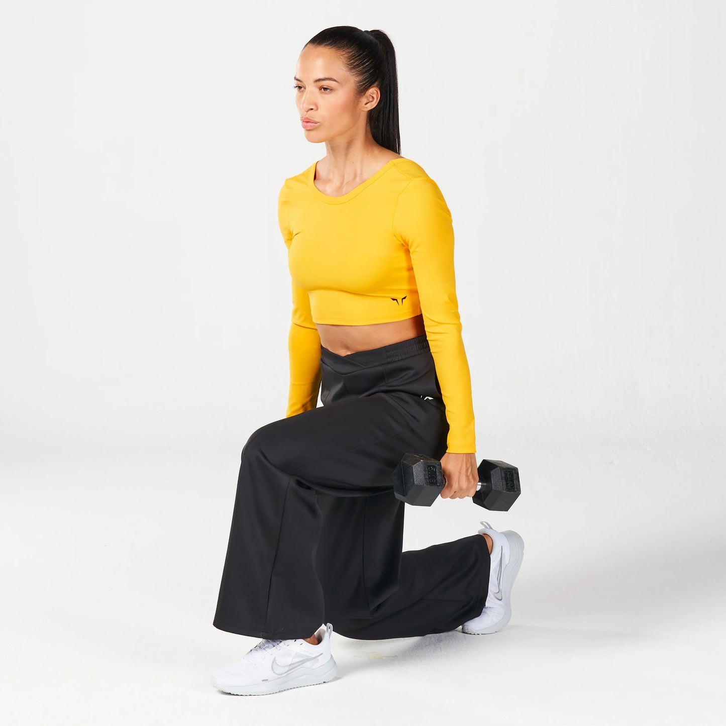 بنطال بقصة مستقيمة وتصميم متقاطع - أسود