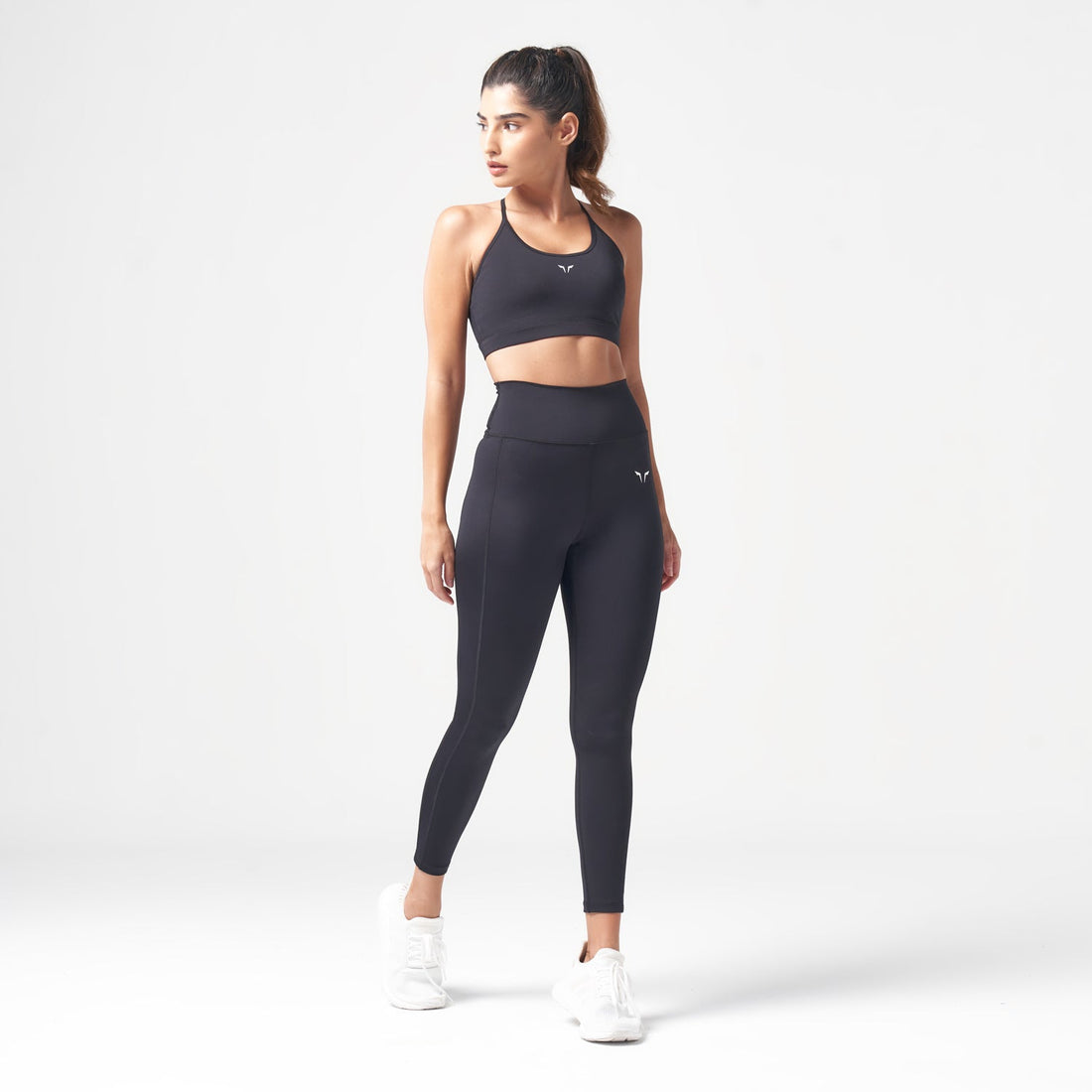 squatwolf-workout-clothes-essential-low-impact-bra-black-sports-bra-for-gym