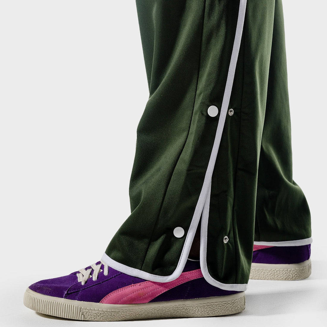 squatwolf-gym-pants-golden-era-track-pants-kombu-green-workout-clothes-for-men