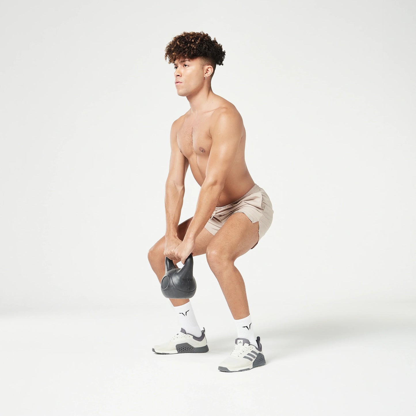  ايسينشال شورت "3 - ترابي