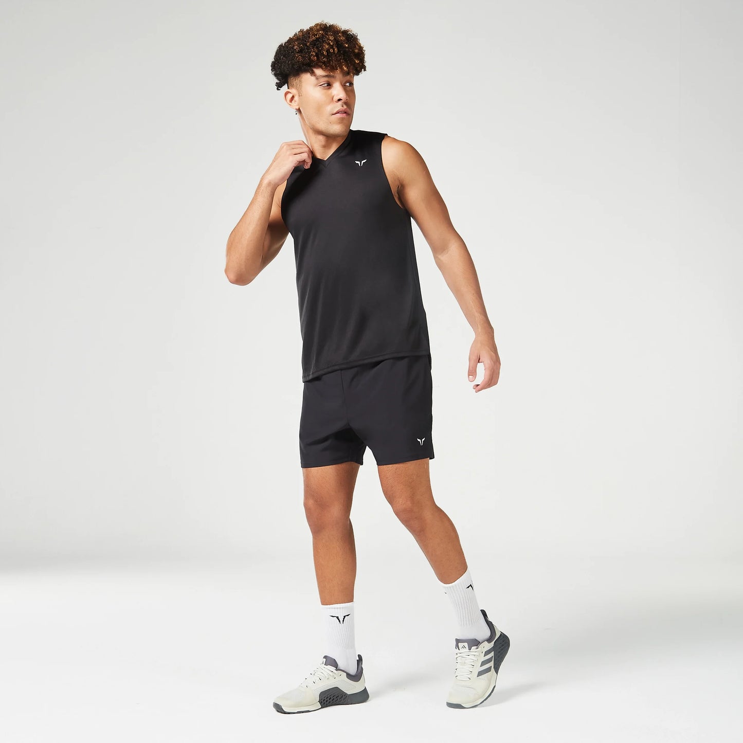 Essential V-Neck Tank - Black