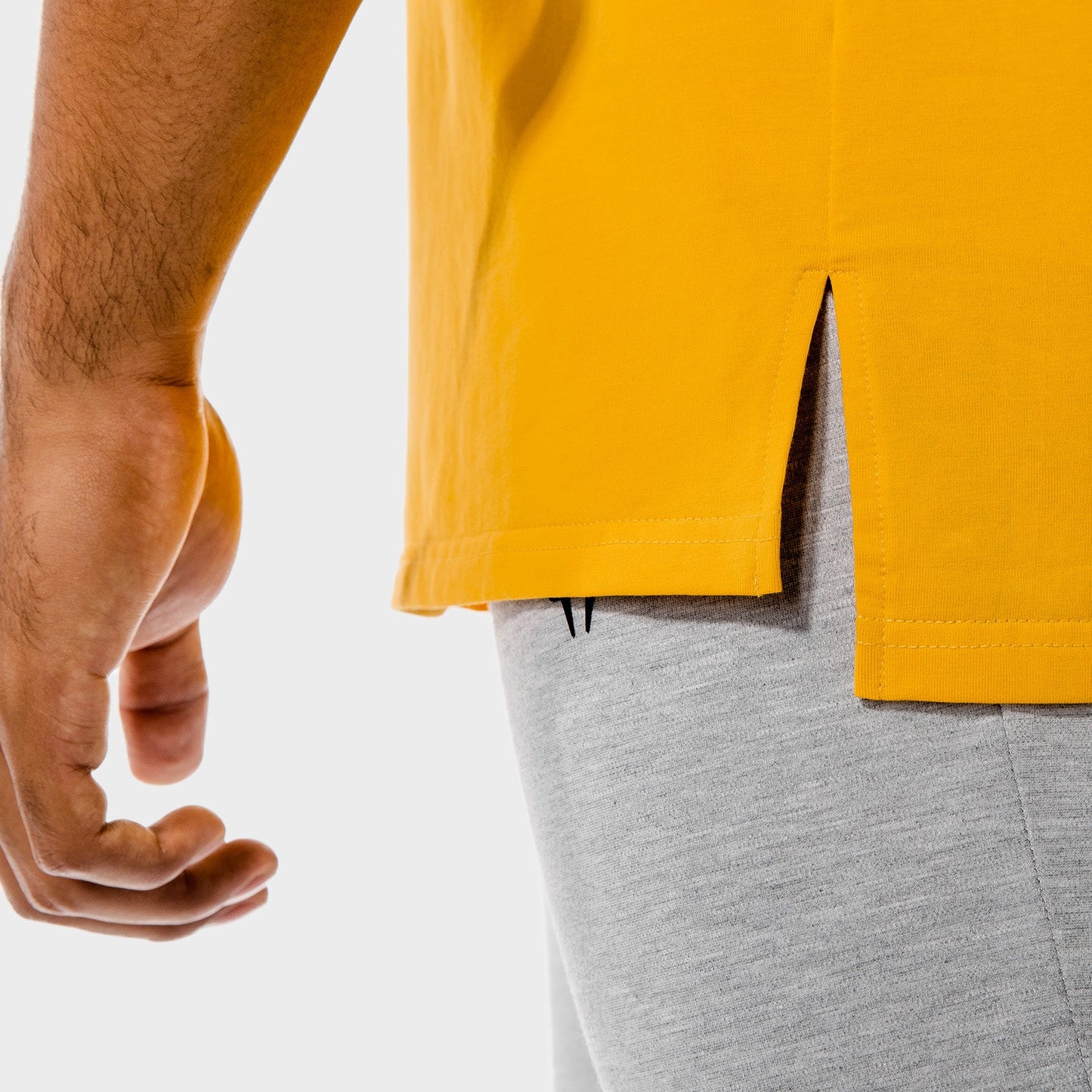 squatwolf-gym-t-shirts-for-women-the-pack-oversize-tee-yellow-workout-clothes