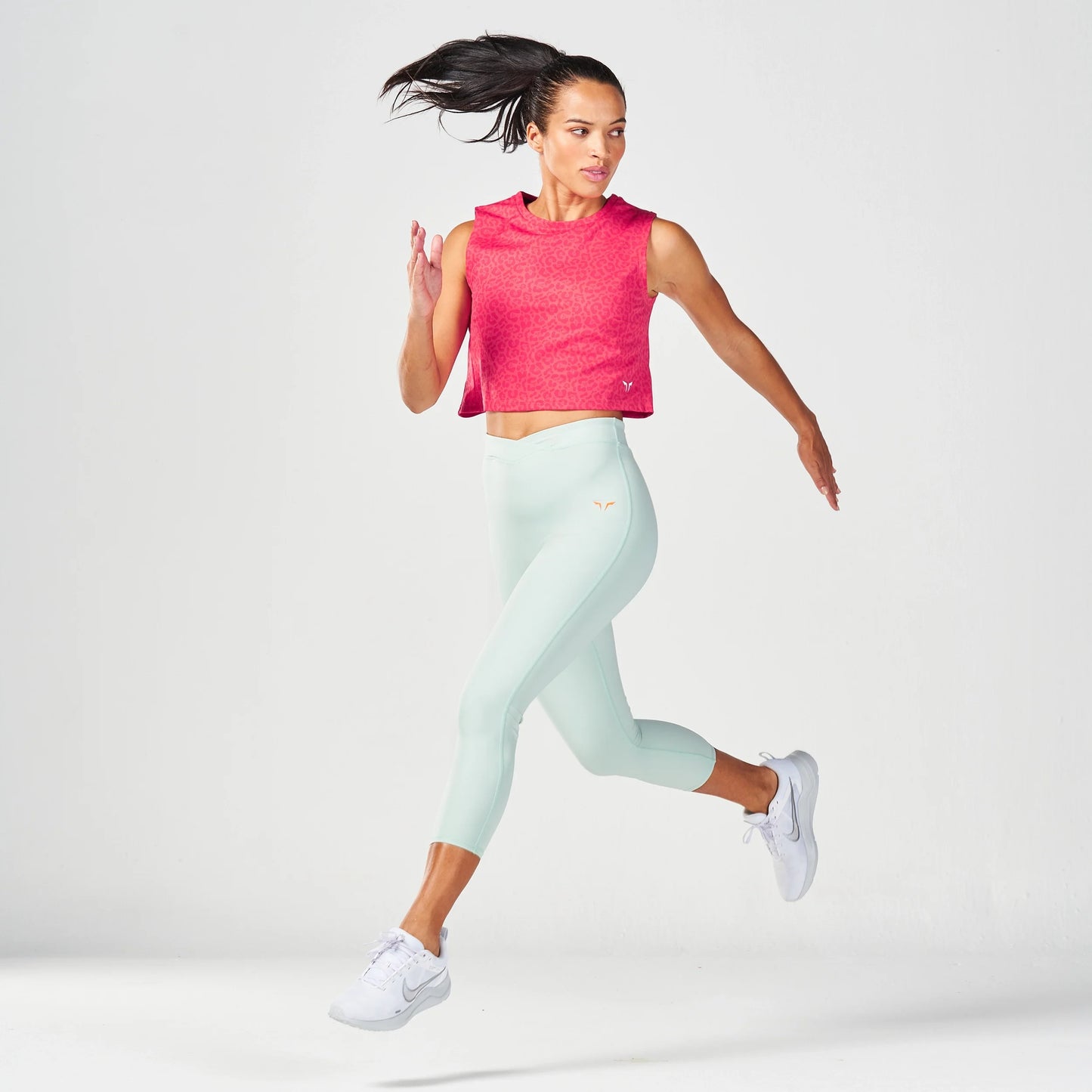 تانك قصيرة من كور - أحمر كايين