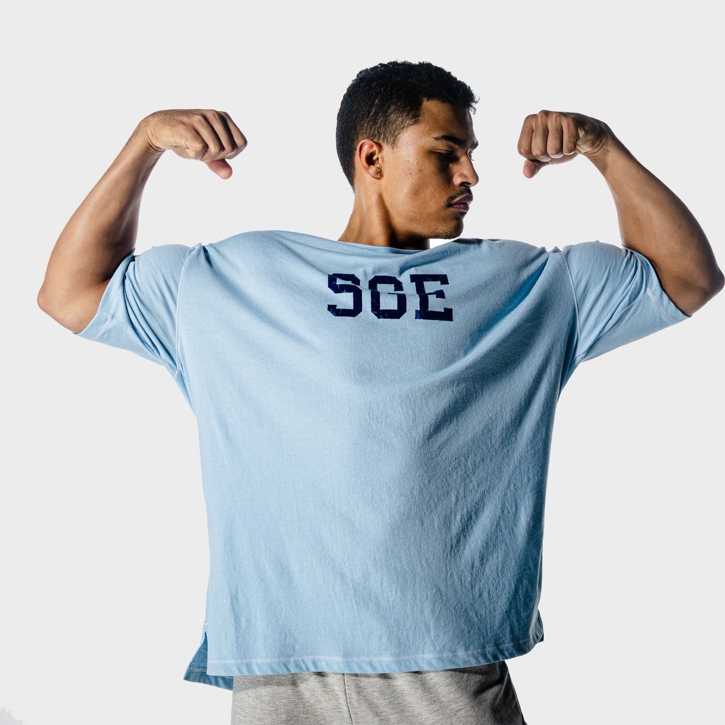 squatwolf-gym-shirts-golden-era-oversized-t-shirt-bluebell-workout-clothes-for-men