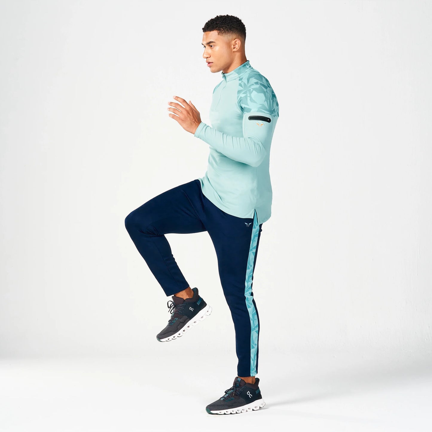 بلوزة إيفولف 2.0 للركض - طبعة ازرق فاتح