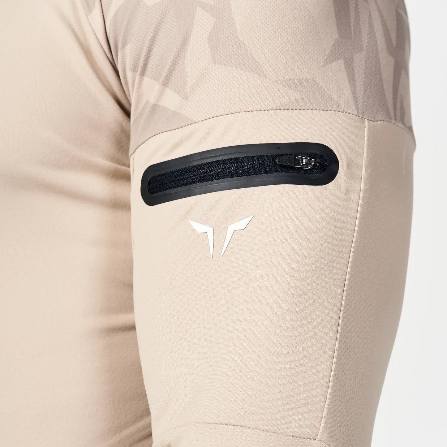 بلوزة إيفولف 2.0 للركض - طبعة ترابي