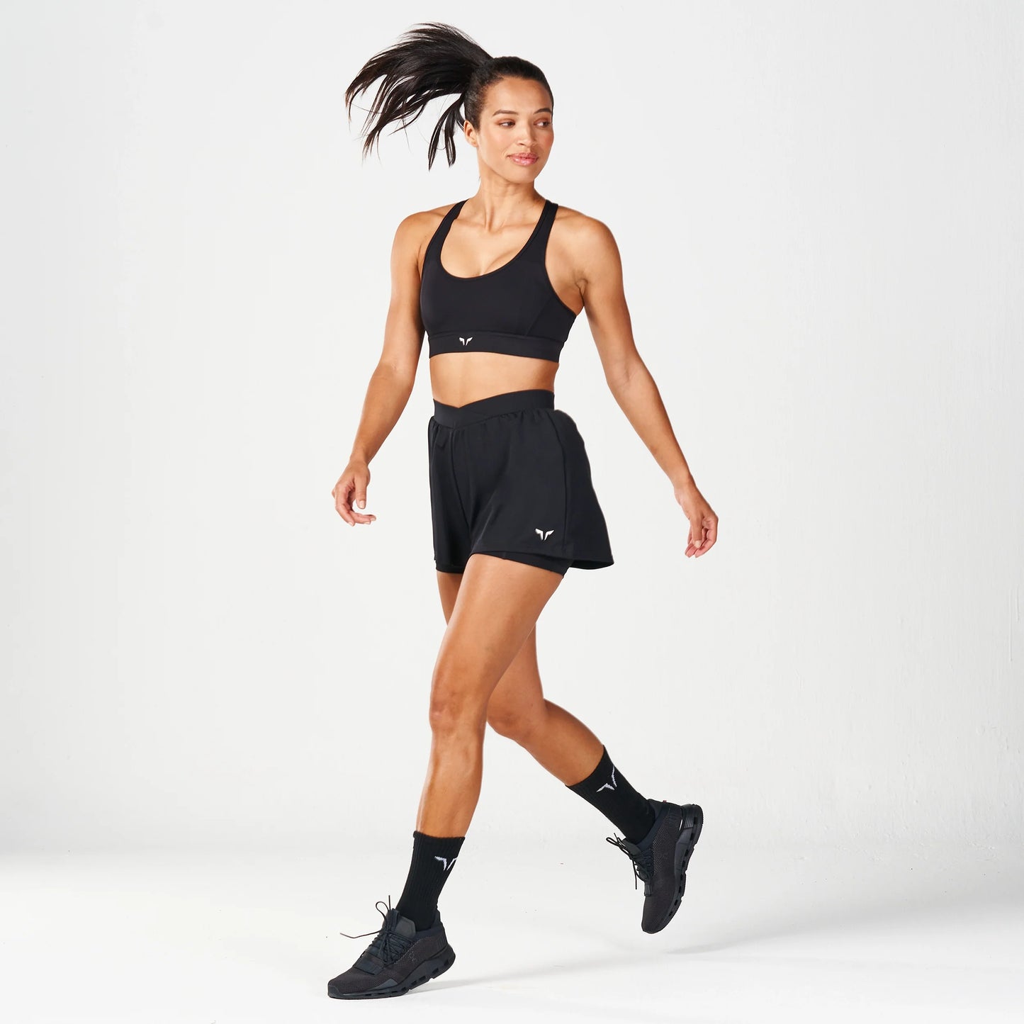 شورت أنتيمد 2 في 1 للركض - أسود