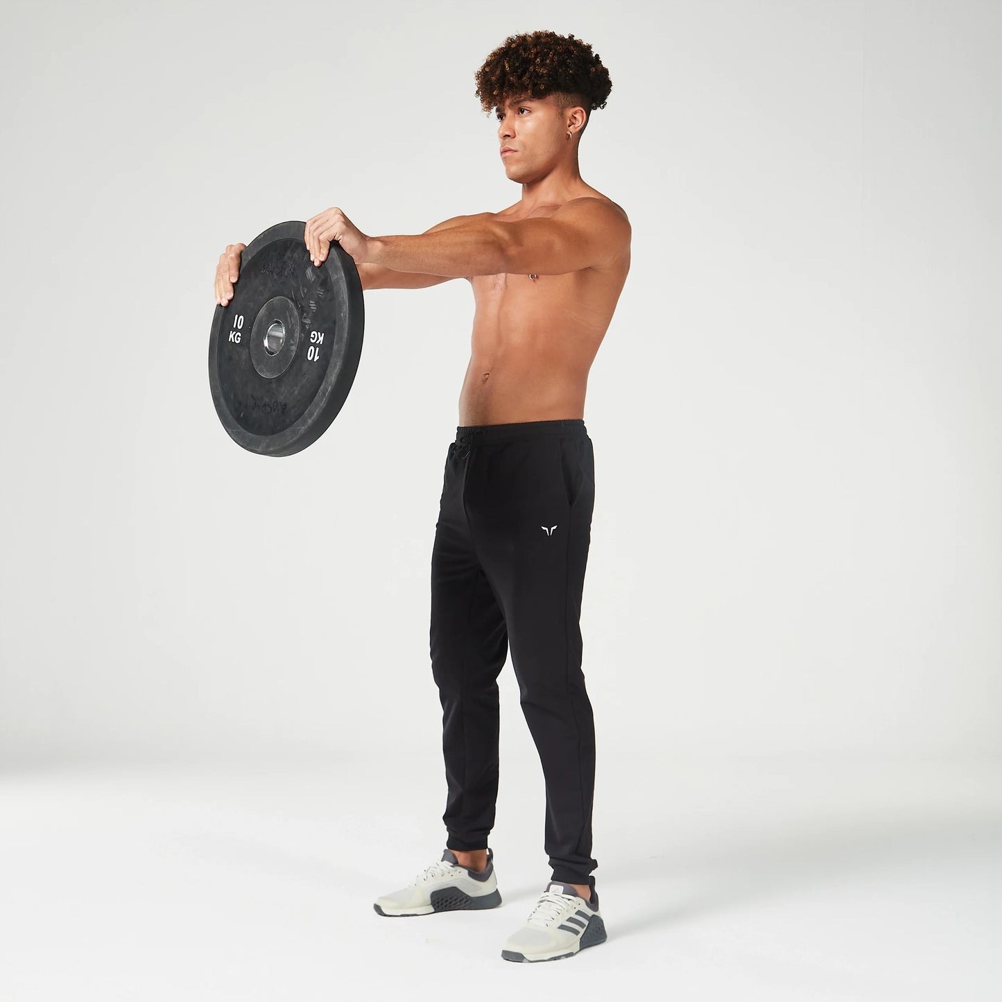 Essential Tapered Joggers - Black