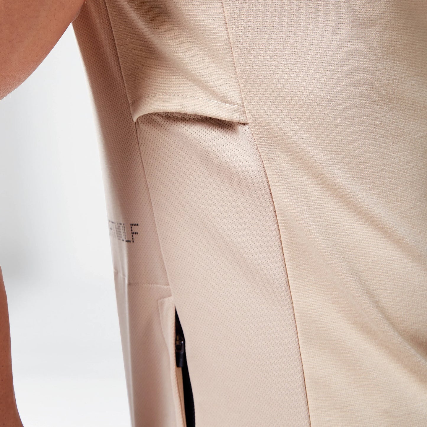 تيشيرت كود أوربان بسحاب - ترابي