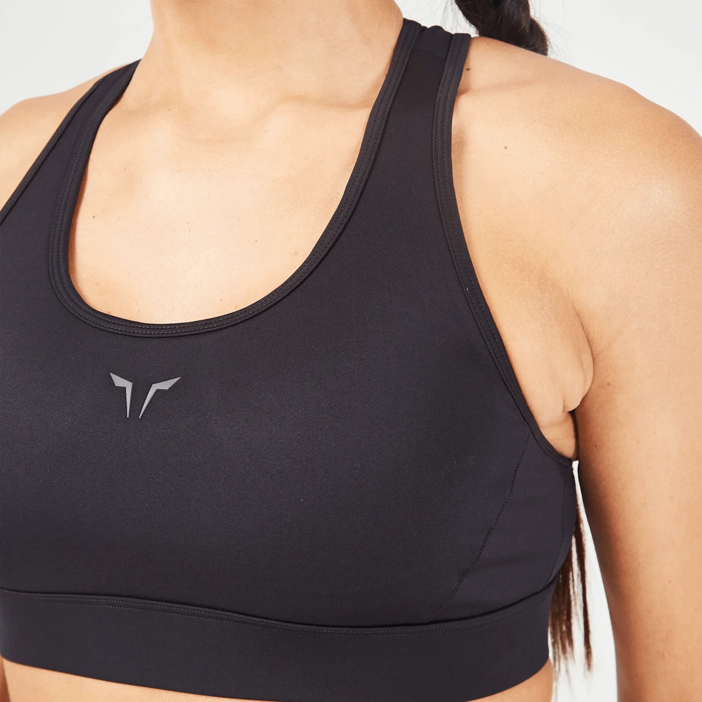 squatwolf-workout-clothes-essential-mid-impact-muscle-back-bra-black-sports-bra-for-gym