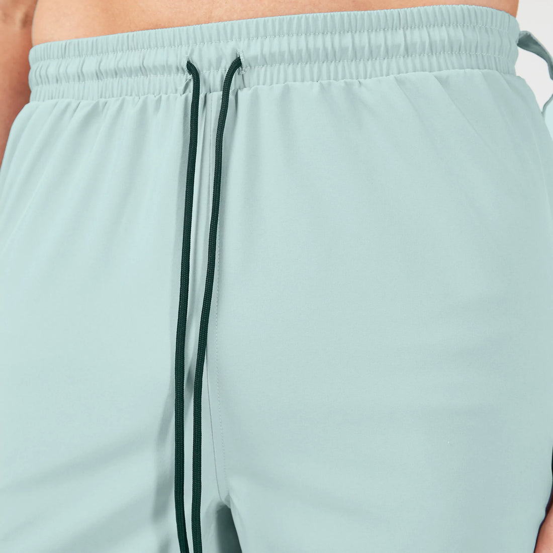 squatwolf-gym-wear-essential-pro-5-inch-shorts-gray-mist-workout-short-for-men