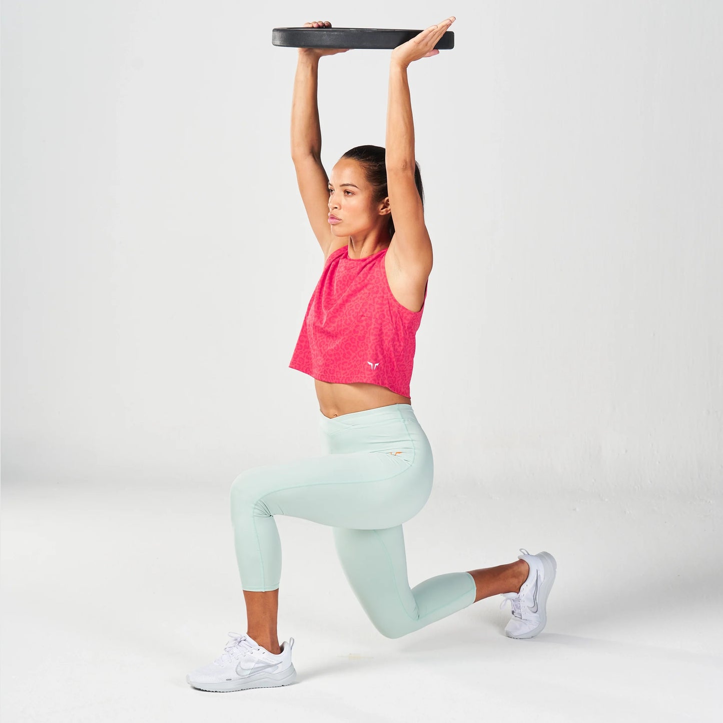 تانك قصيرة من كور - أحمر كايين