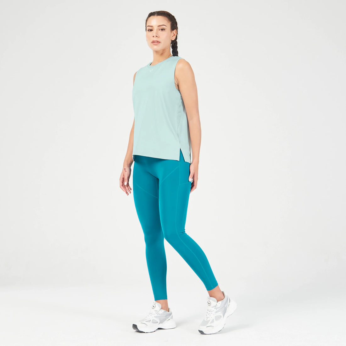 squatwolf-workout-clothes-essential-crew-tank-gray-mist-gym-tank-tops-for-women