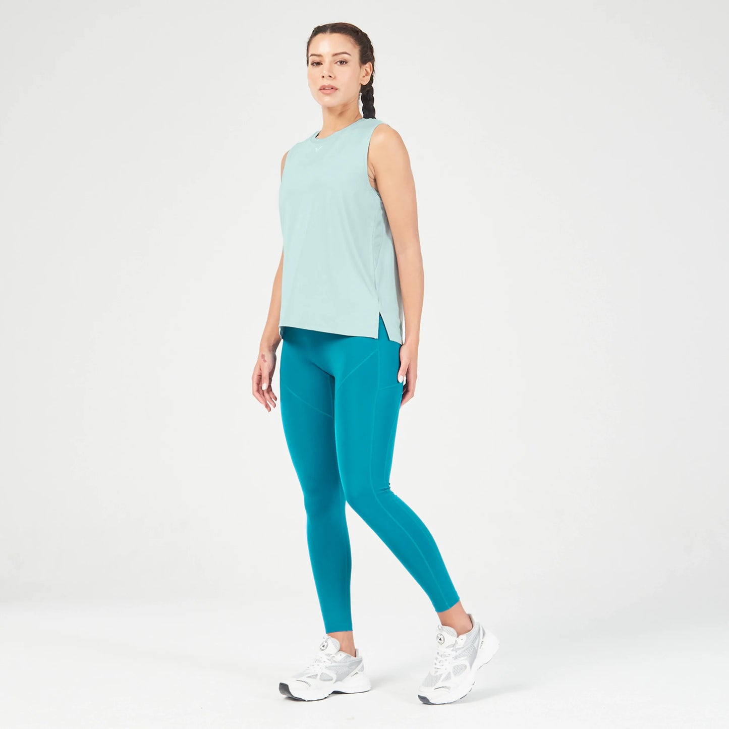 squatwolf-workout-clothes-essential-crew-tank-gray-mist-gym-tank-tops-for-women