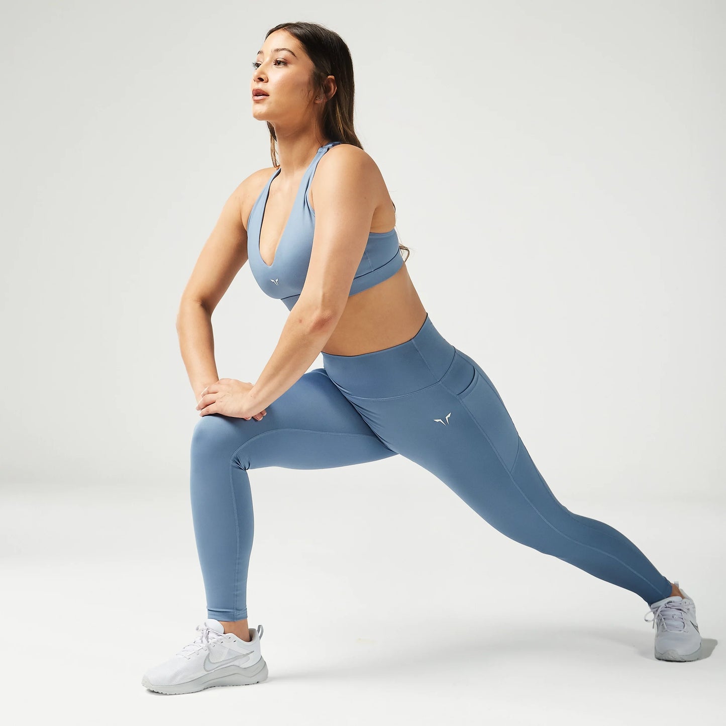 ايسينشال حمالة صدر بتأثير متوسط قابلة للتعديل - أزرق