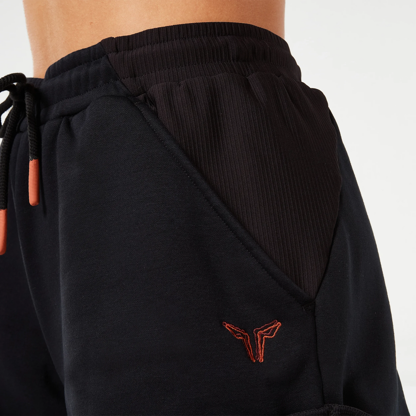 شورت ريتروجرايد كوزي - أسود 