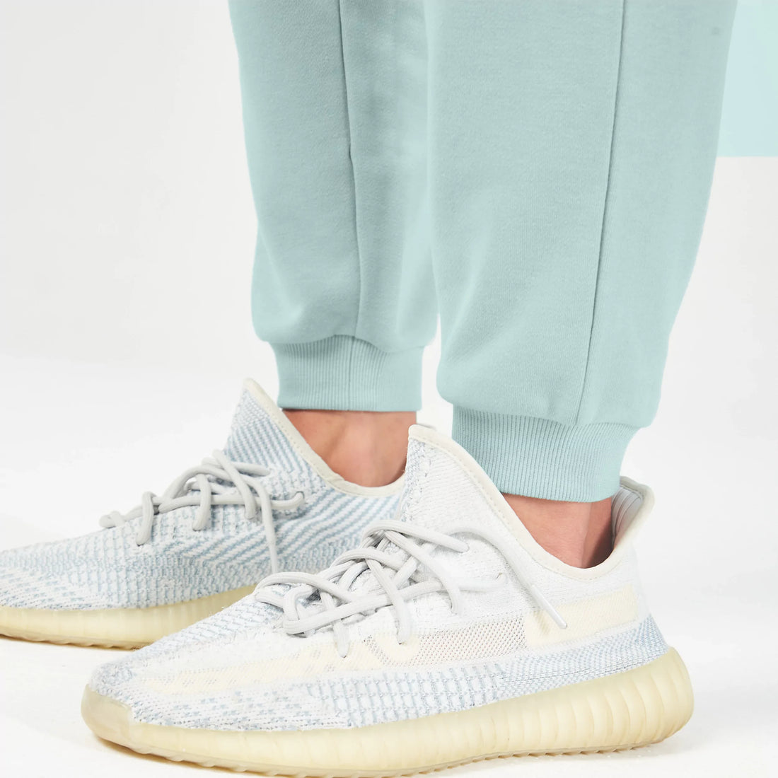 squatwolf-workout-clothes-essential-relaxed-joggers-gray-mist-gym-pants-for-women