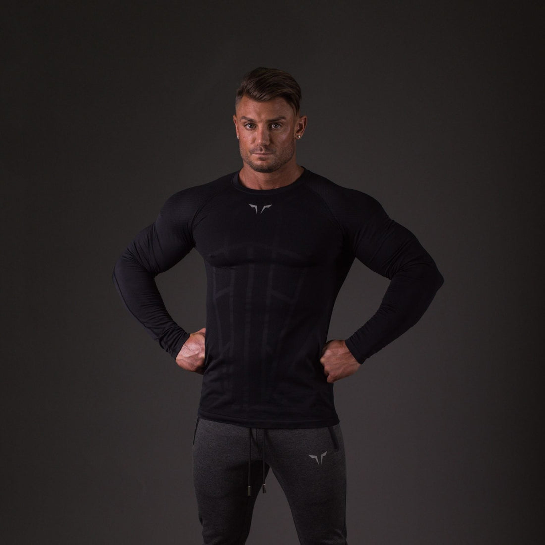 Seamless Spyder Tee - Black in Full Sleeves