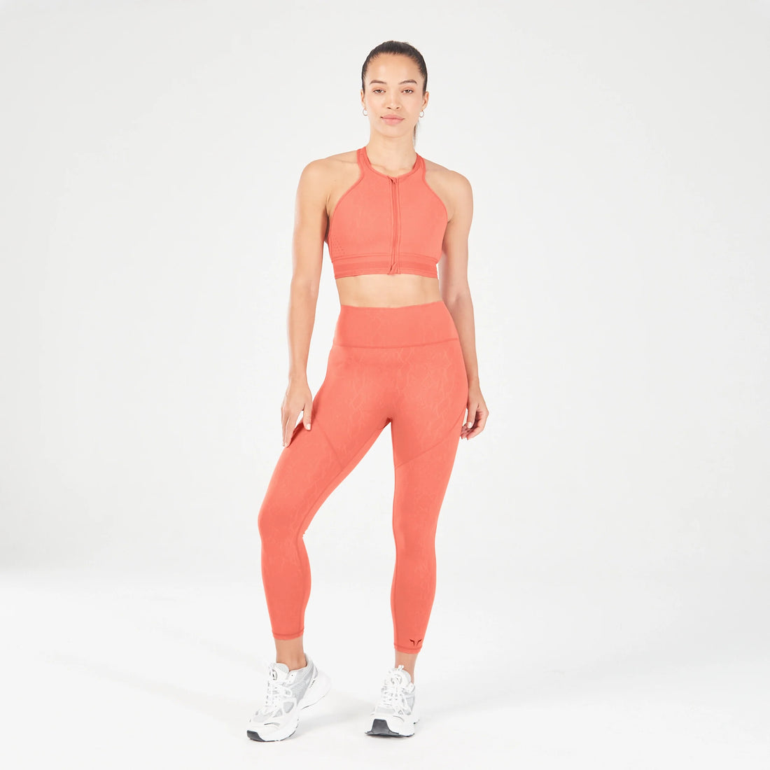 squatwolf-workout-clothes-serpent-zip-up-bra-mineral-red-sports-bra-for-gym