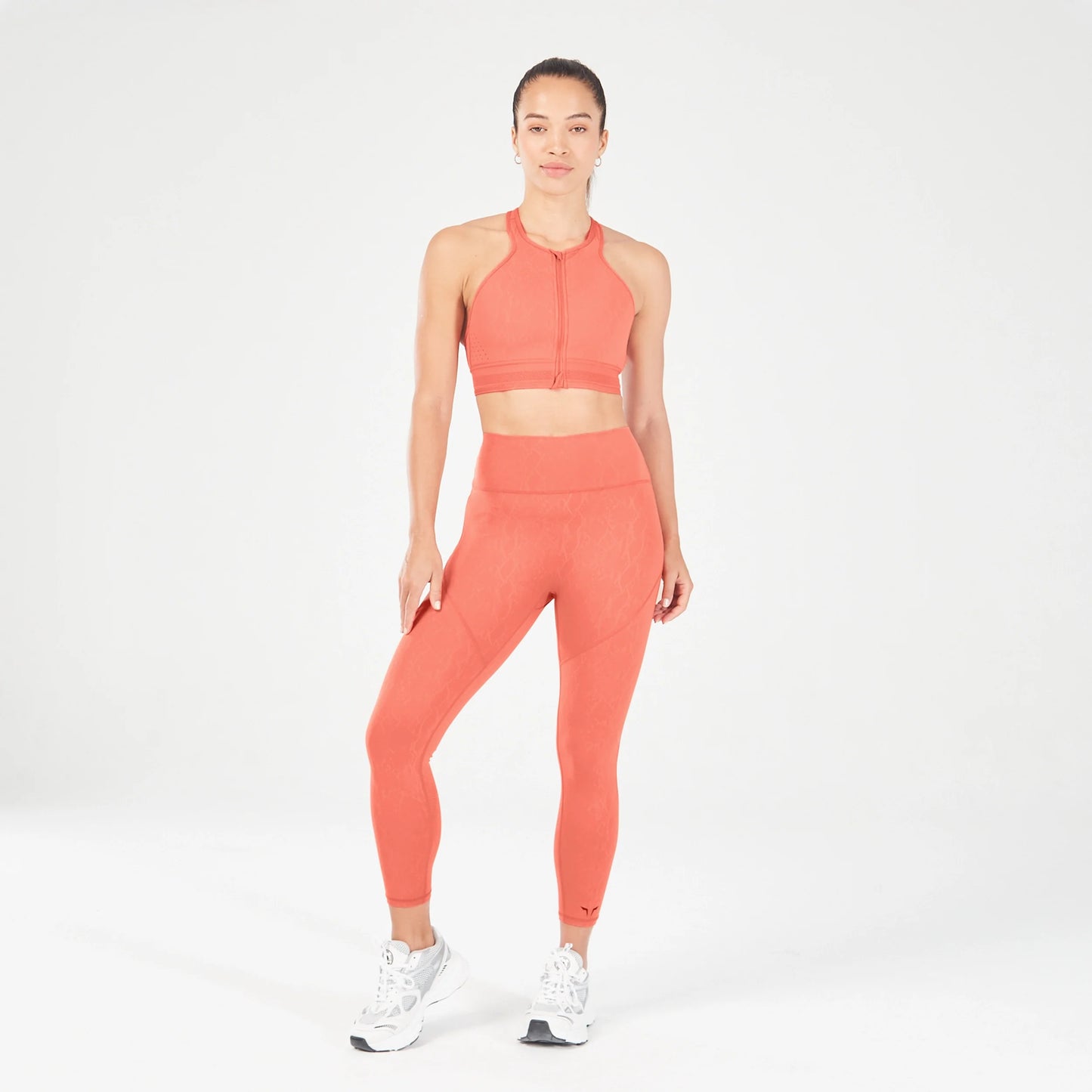 squatwolf-workout-clothes-serpent-zip-up-bra-mineral-red-sports-bra-for-gym