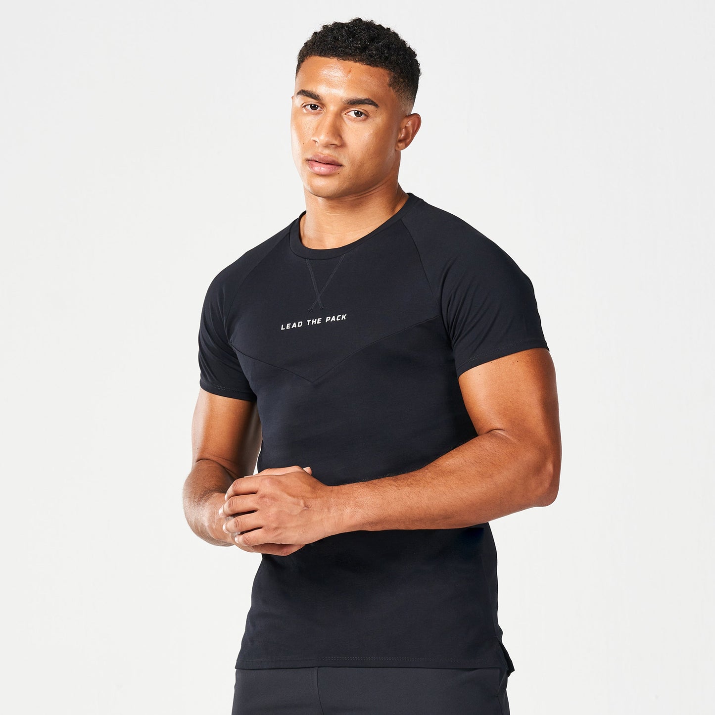 ستيتمنت تيشيرت 2.0 - أسود