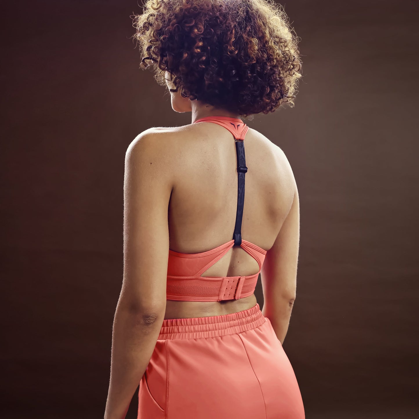 squatwolf-workout-clothes-serpent-zip-up-bra-mineral-red-sports-bra-for-gym