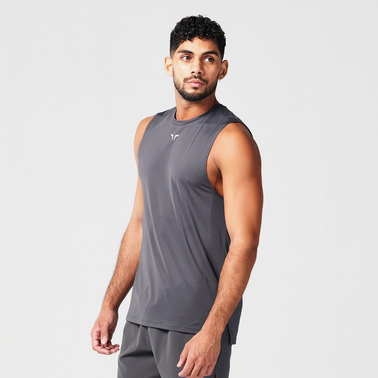 squatwolf-gym-wear-essential-gym-tank-charcoal-workout-tank-tops-for-men