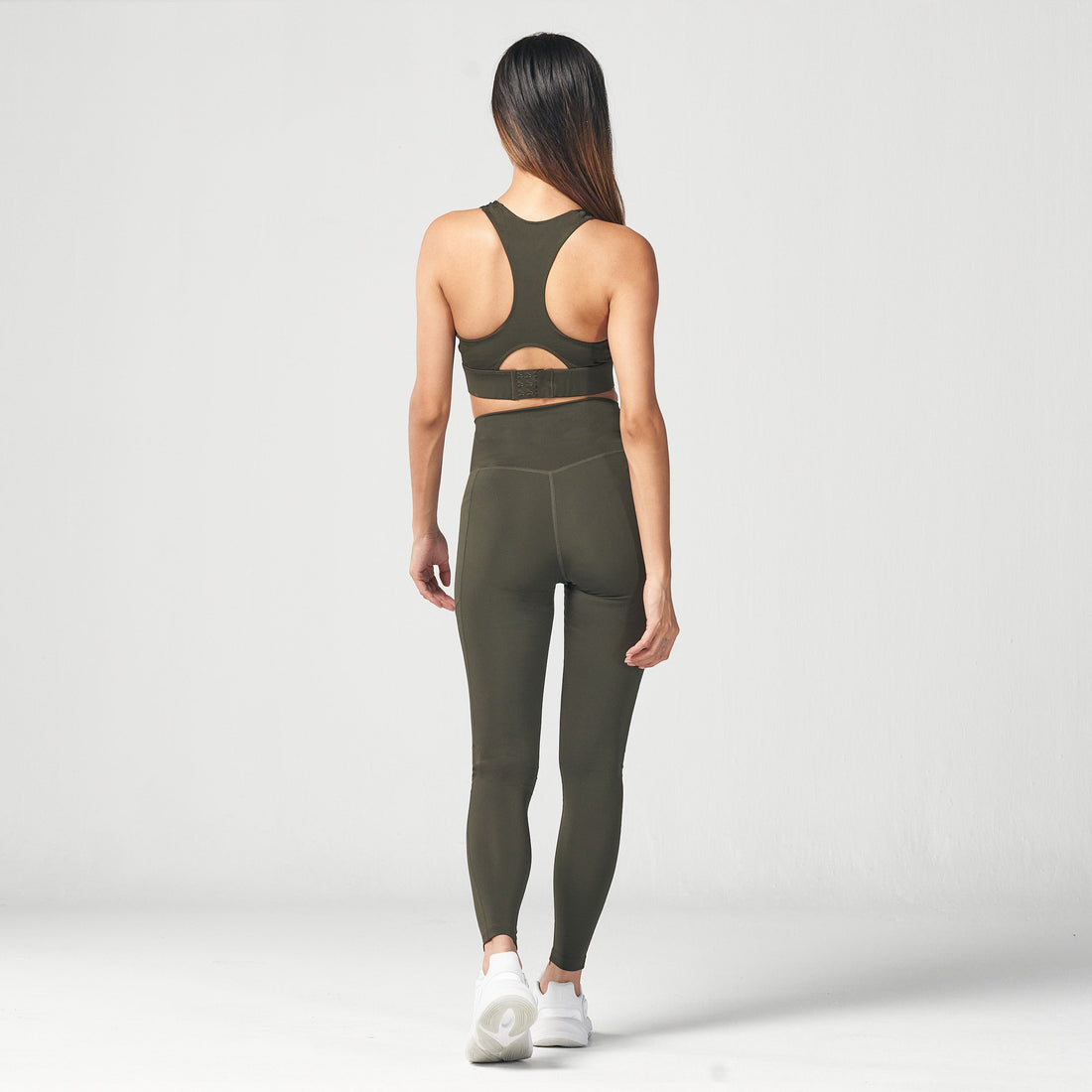 squatwolf-workout-clothes-essential-high-impact-bra-khaki-sports-bra-for-gym