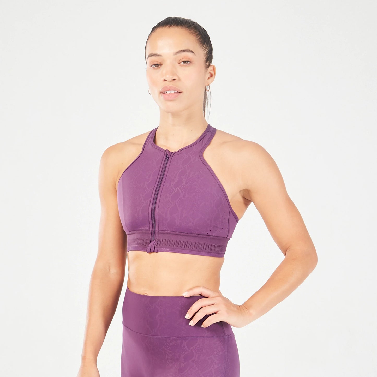 squatwolf-workout-clothes-serpent-zip-up-bra-shadow-purple-sports-bra-for-gym
