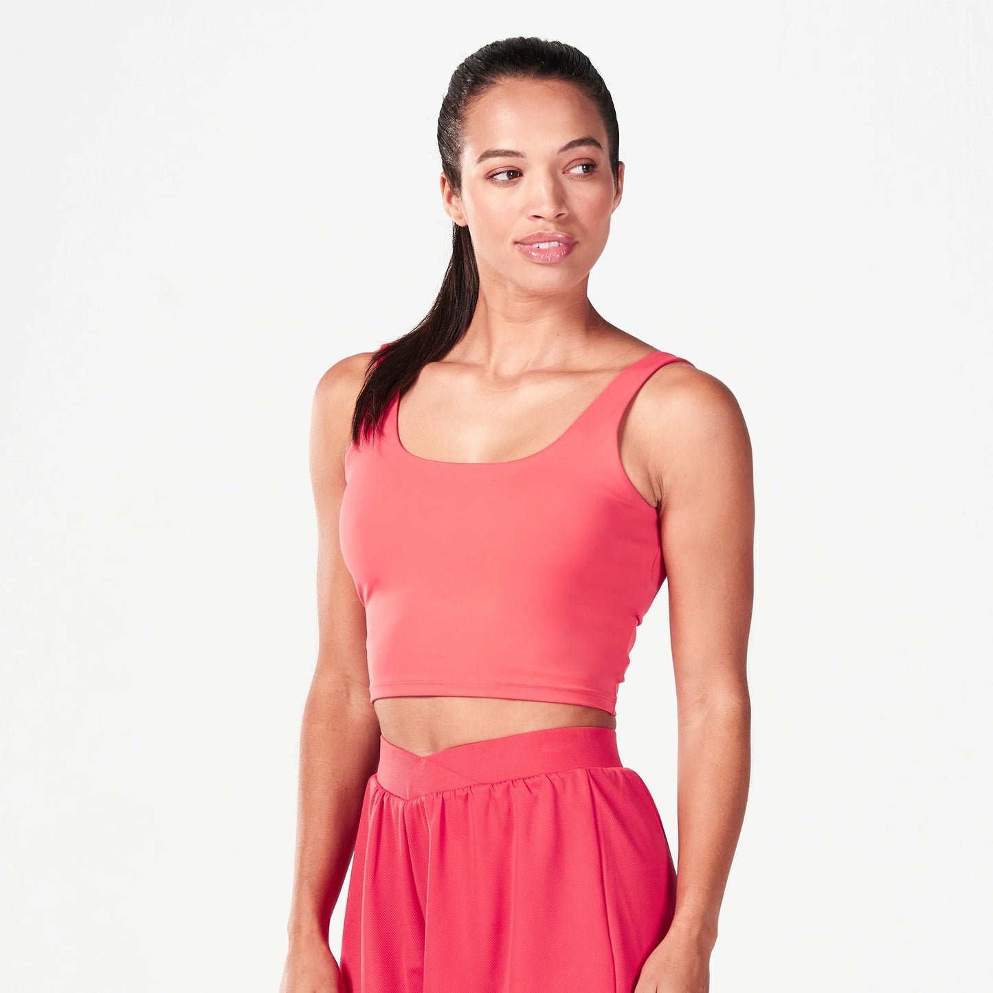 بلوزة بيرفورمانس برامي - أحمر كايين