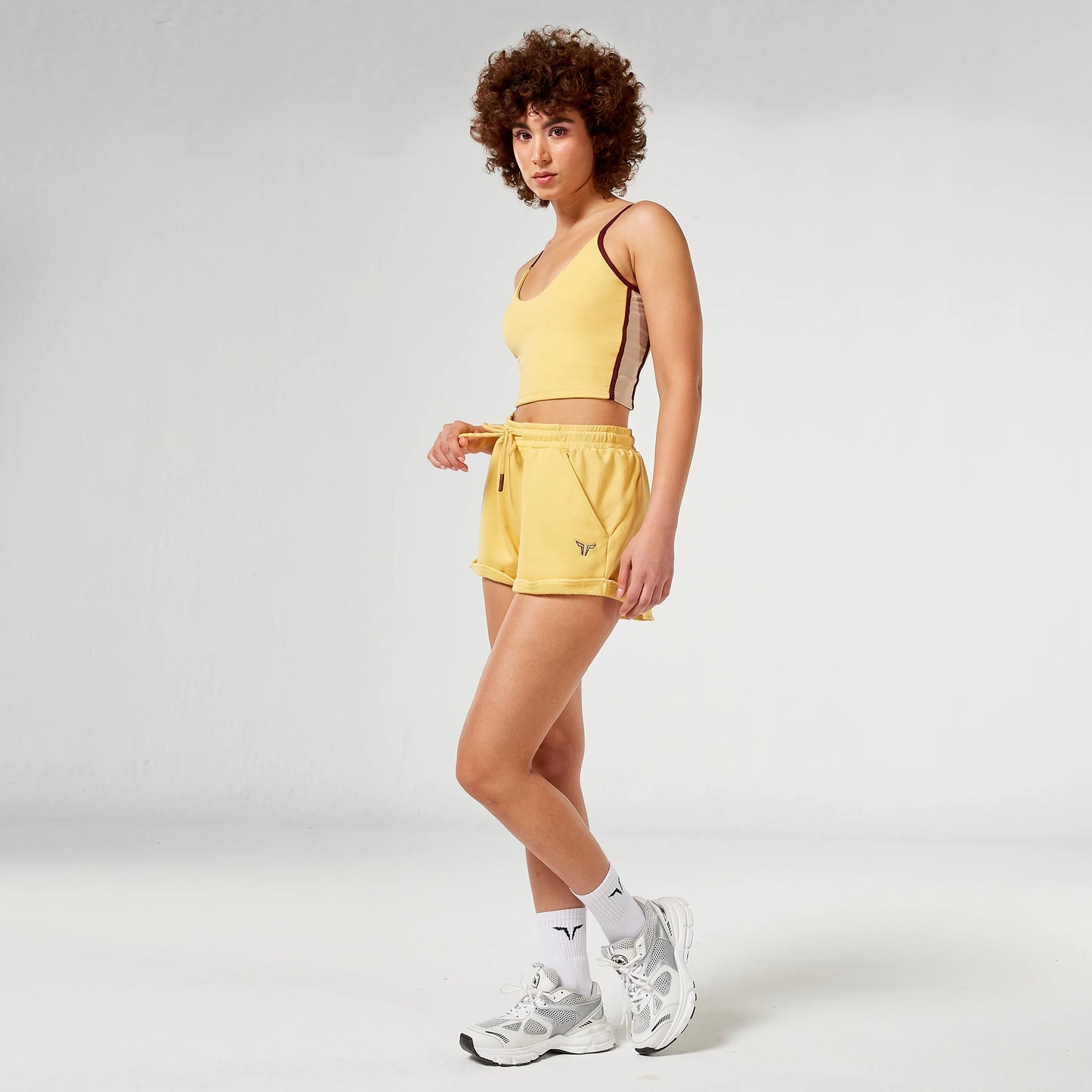 شورت ريتروجرايد كوزي - أصفر كموني